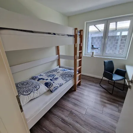 Nahe Meyer Werft In Ostfriesland Mit Kueche & Netflix דירה Westoverledingen