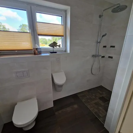 Nahe Meyer Werft In Ostfriesland Mit Kueche & Netflix *