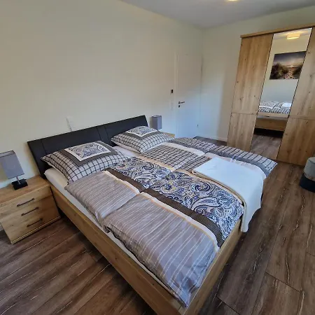 Nahe Meyer Werft In Ostfriesland Mit Kueche & Netflix דירה Westoverledingen