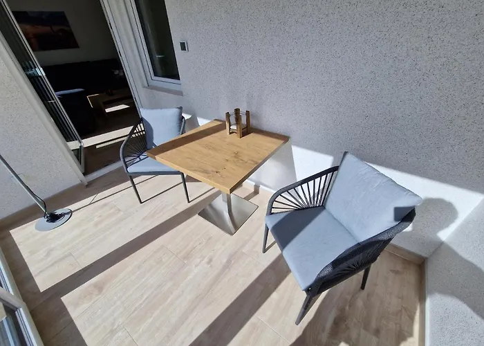Nahe Meyer Werft In Ostfriesland Mit Kueche & Netflix Apartment Westoverledingen