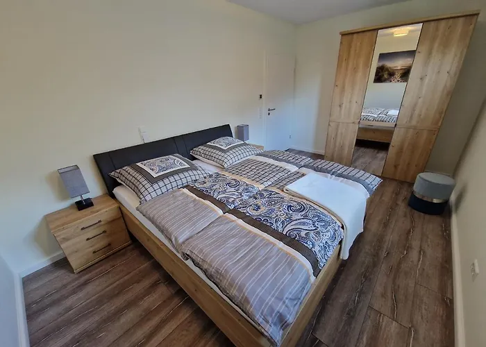 Nahe Meyer Werft In Ostfriesland Mit Kueche & Netflix Apartment Westoverledingen
